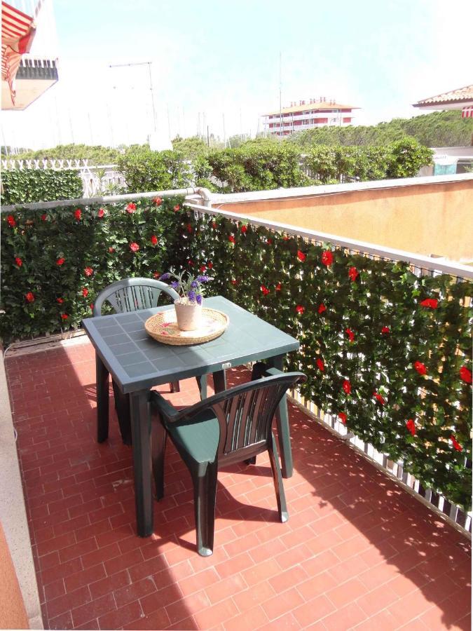 Apartments Porto Santa Margherita 40282 Bagian luar foto